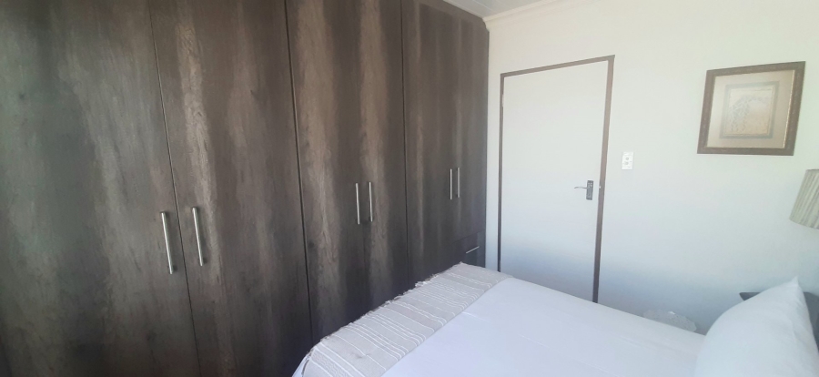 To Let 3 Bedroom Property for Rent in Albertinia Western Cape